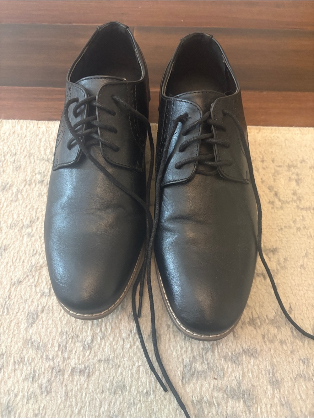 Classic Black Men's Leather Lace-Up Dress Shoes
